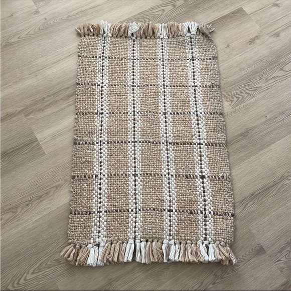 Pre Owned Neutral Woven Rug by Threshold by Studio McGee for Target - Picture 1 of 8
